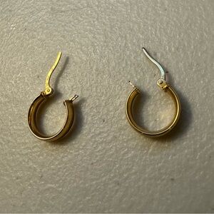 Roen NYC 18k solid gold mini hoop earrings